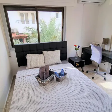 Apartament Cozy Apt / 100 Mbit+ Netflix / Near Airport *